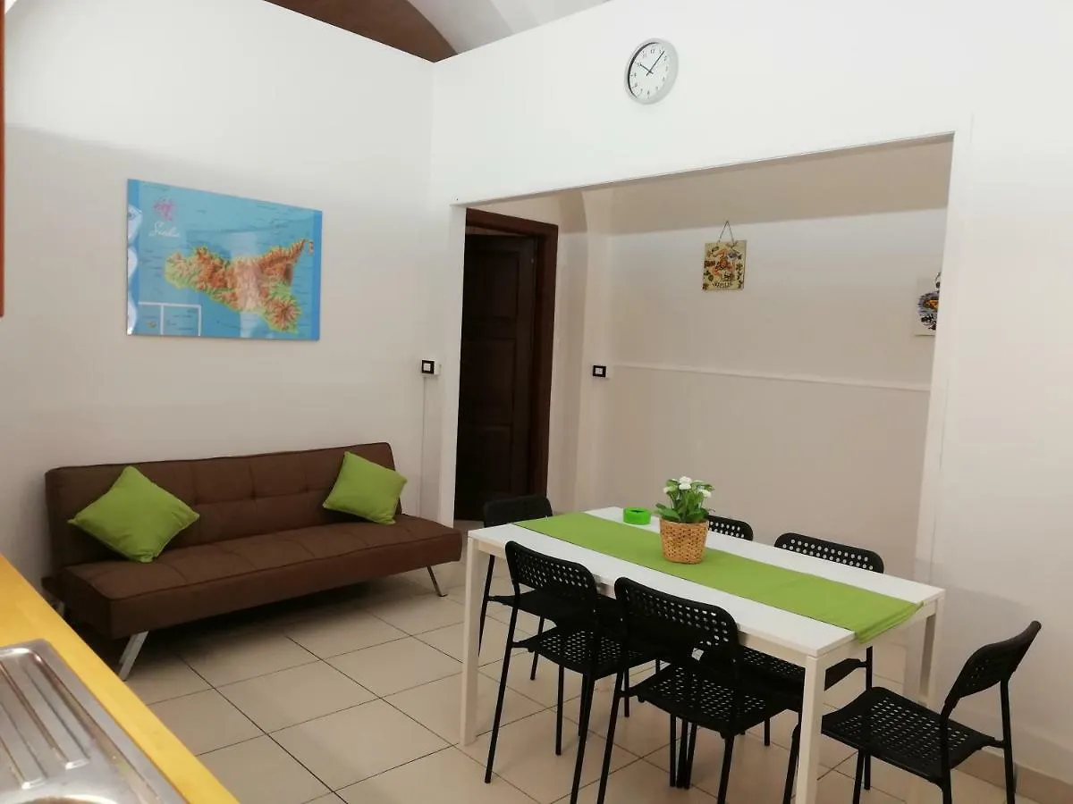 Holiday home Dimora 394 Villa Catania